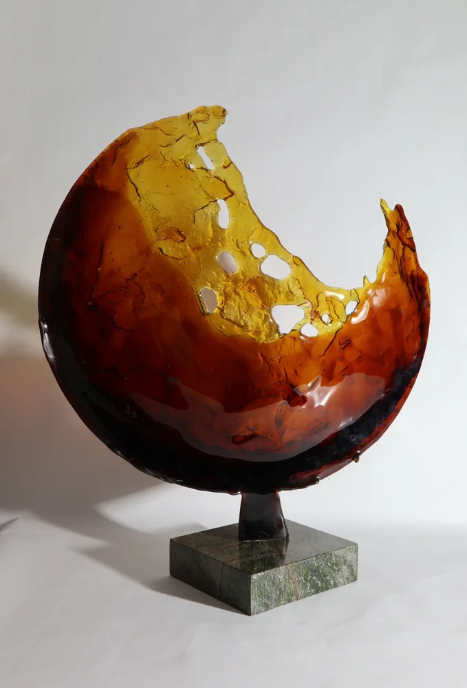Fused glass on pedestal · Lucian Butucariu · Art glass